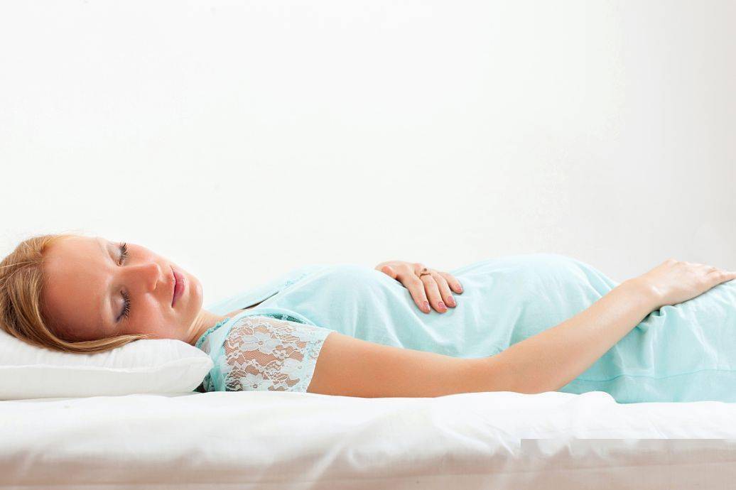 柬埔寨试管助孕中输卵管积水的影响与治疗策略